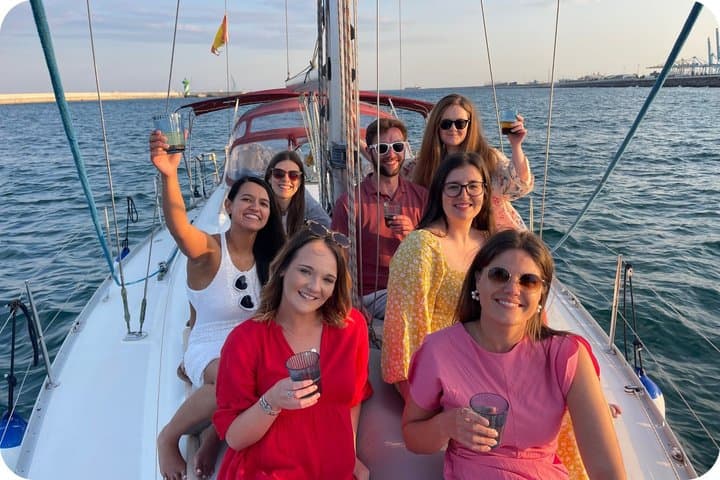 Private 2-Hour Sailing Tour in Barcelona