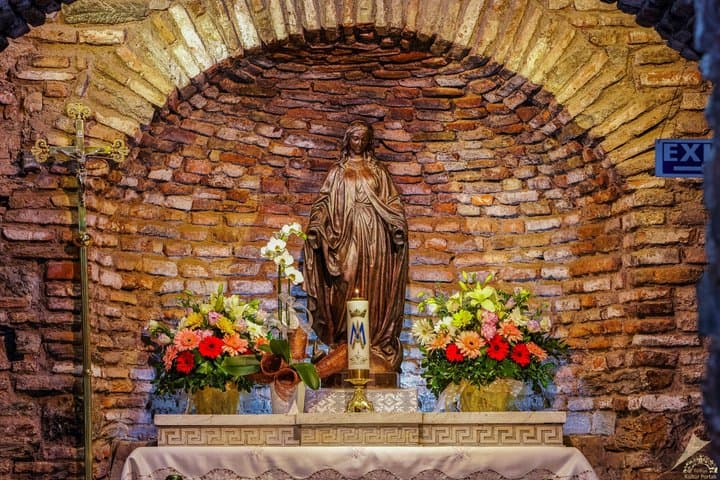 Ephesus Virgin Mary and Artemis Tour from Izmir Port