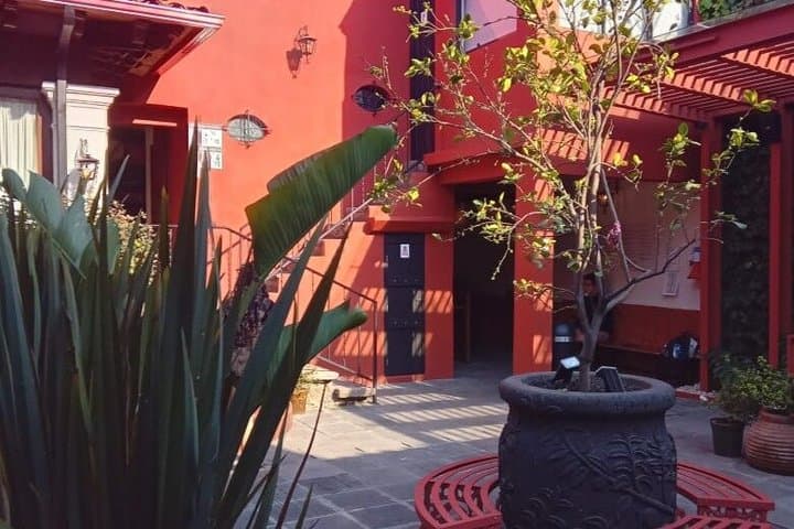 Xochimilco Tour: Visit Coyoacan and Casa Roja in Mexico City