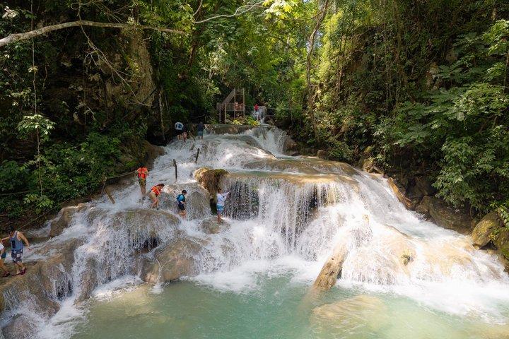 Cascadas: Puente Colgante + Zona de Clavados