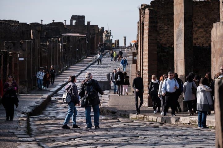 Pompeii Private Skip the Line Tour with a Local Guide