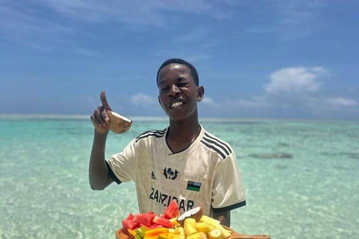 Mnemba Snorkeling and Dolphins with Optional Lunch