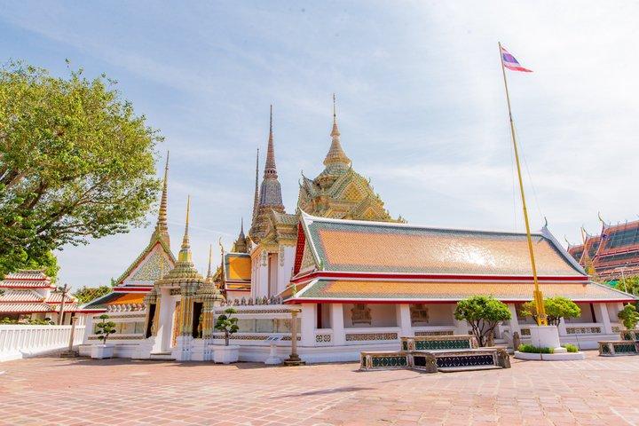 Grand Palace, Wat Phra Kaew, Wat Pho and Wat Arun Walking Tour From Bangkok