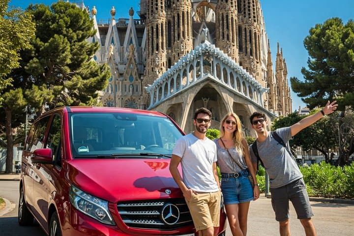 Best of Barcelona: semi-private, skip-the-lines, pickup included