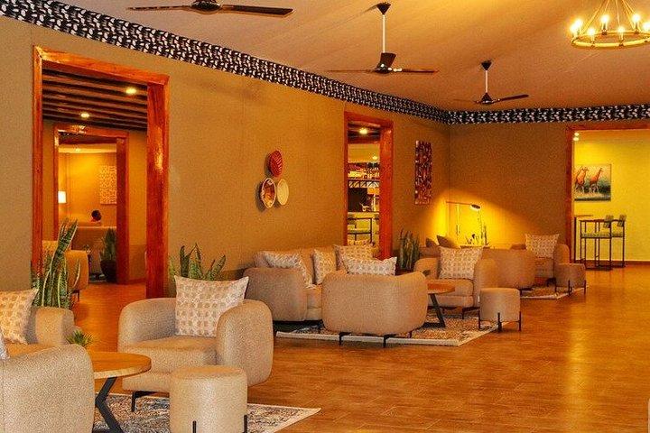 7 Days Wildlife Safari and Beach Getaway