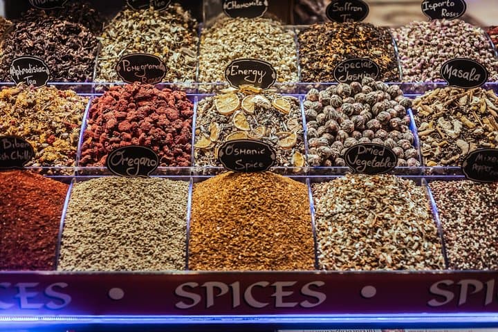 Bosphorus Bites Istanbul Food Tour with 14+ Tastings