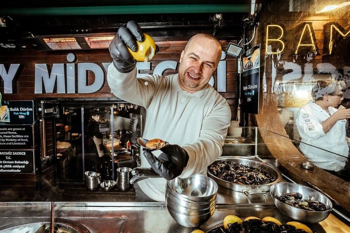 Bosphorus Bites Istanbul Food Tour with 14+ Tastings
