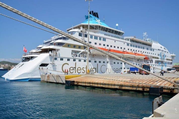 Lavrio Port to Athens International Airport Private Transfer