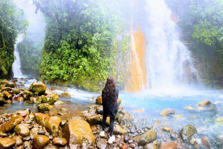 Private Tour 7 Blue Falls Bajas del Toro Waterfalls from San Jose