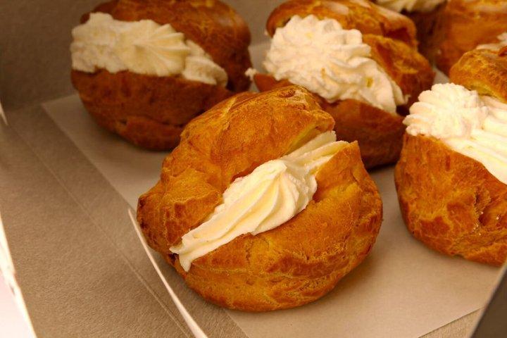 Paris Montmartre Food Tour: Local Wine, Cheese & Bakery Tastings