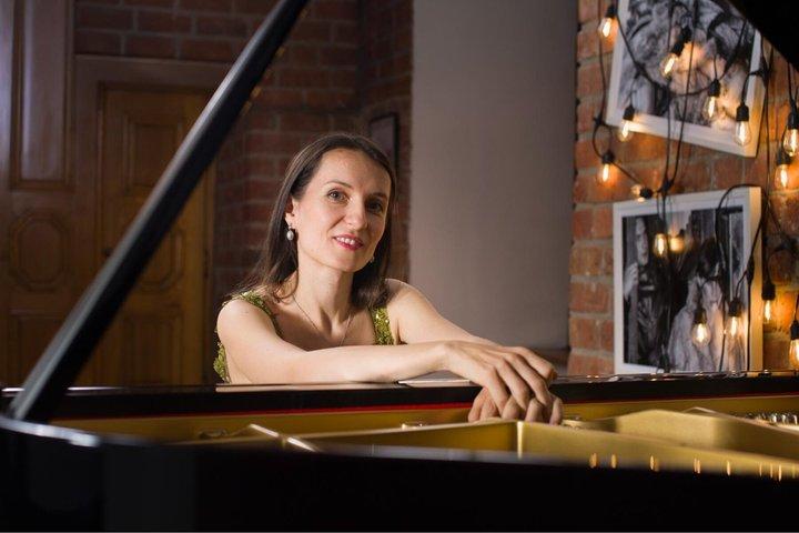Everyday Chopin Concert at the Royal Castle Complex at 7 PM