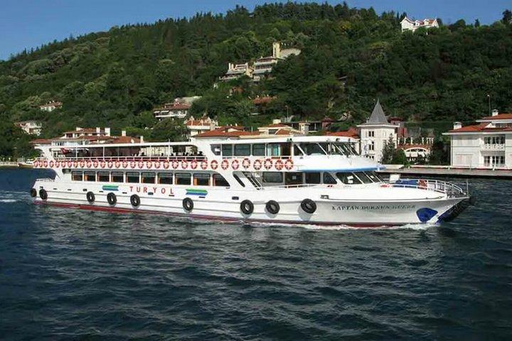 Istanbul Round-Trip Ferry Tickets to the Princes' Islands