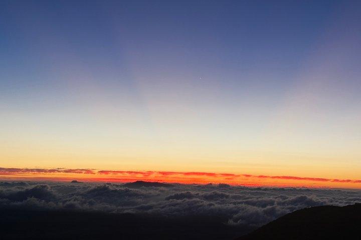 Mauna Kea Hike and Stargazing with Native Hawaiian