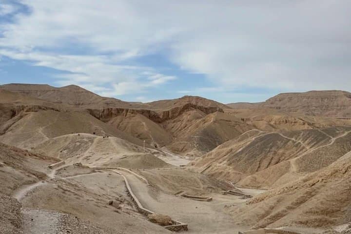 luxor Private Tour: Valley of the Kings, Hatshepsut & Memnon