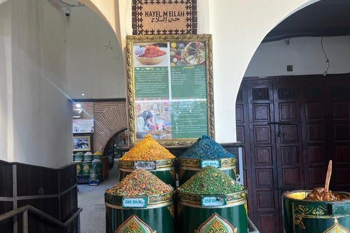 Private Marrakech Tour: Bahia Palace, Saadian Tombs & Souks