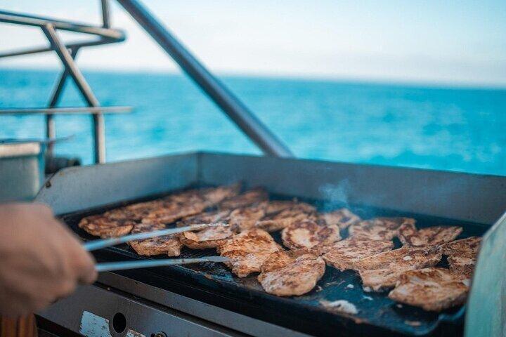 Antalya Waterfall Boat Tour With Lunch And Soft Drinks Transfer