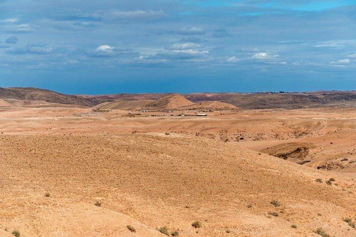 Agafay Desert, Lalla Takerkoust Lake & Atlas Mountains with Lunch