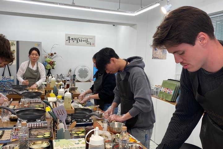 Master 8 Korean Dishes: Cooking Class in Sunny Artsy Open Kitchen