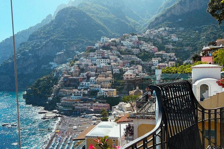 Private 8 Hour tour to Amalfi-Positano-Ravello from Naples hotel or cruise port