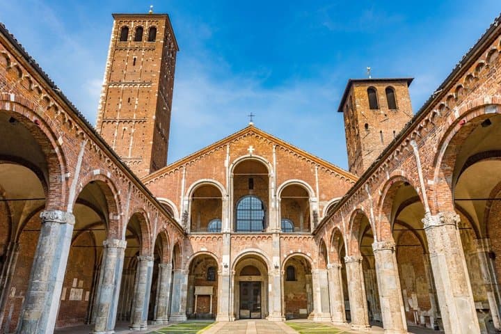 Milan Walking Tour: Explore Top Sights & Hidden Gems
