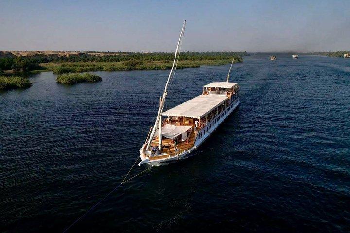Dahabiya Nile Cruise between Luxor and Aswan