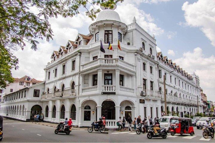 Private 8-Day Sri-Lanka Tour with Car Transportation