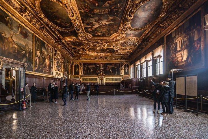 Doge's Palace: Priority Entrance (Exclusive Refundable Ticket)