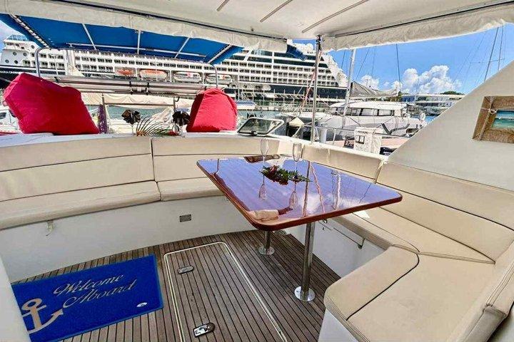 Papeete: Premium Cruise on the Lagoon & Homemade Creations