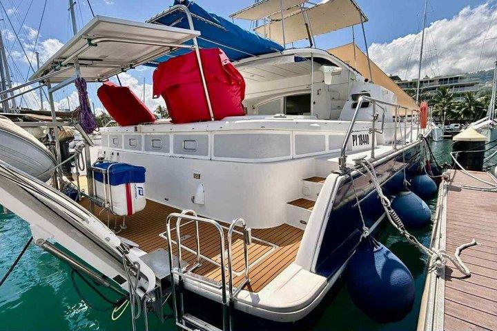 Papeete: Premium Cruise on the Lagoon & Homemade Creations