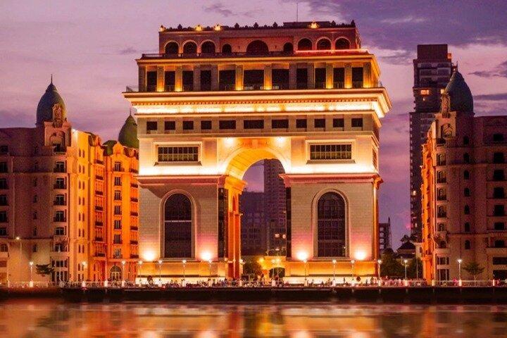 Phnom Penh: 4 hours Evening City Highlights Vespa or Tuk Tuk