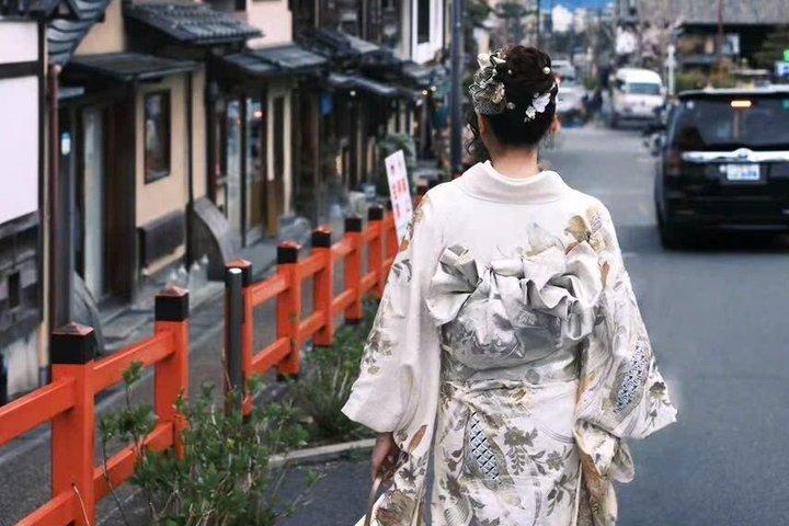 Kyoto: Kimono/Yukata Rental 5 Minute from Kiyomizu-dera