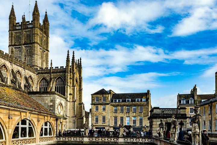 Romans, Royals and Regency Bath Self Guided Tour with App