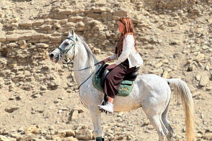 Giza Dessert Horseback Ride – Hidden Pyramids Experience
