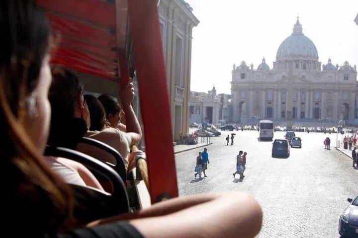 Rome Hop on Hop off Bus Tour with Panoramic City Views