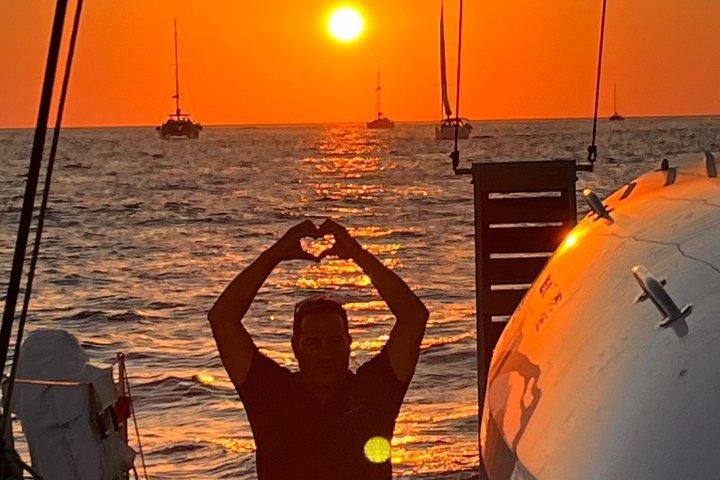 Sunset Diamond Cruise Semi Private Catamaran Experience