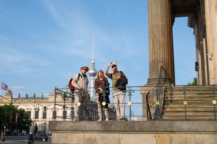 Tour Berlin Schloss Museum Island : compact, royal and photogenic