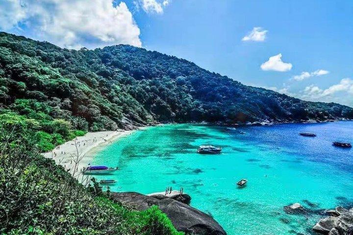 Similan Catamaran Small Group Premium Tour Phuket/Khao Lak