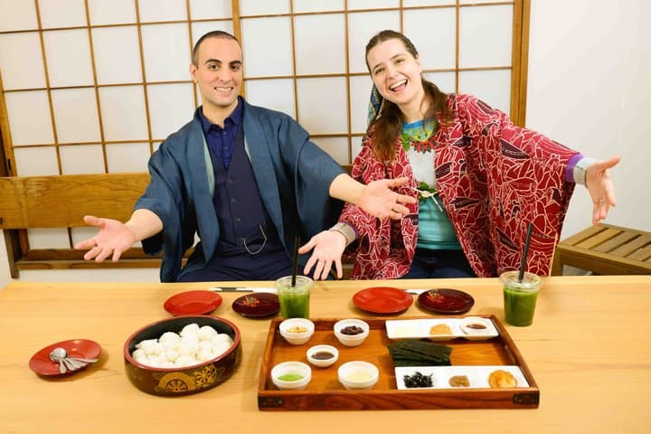 Japanese Mochi Pounding Experience in Asakusa, Tokyo