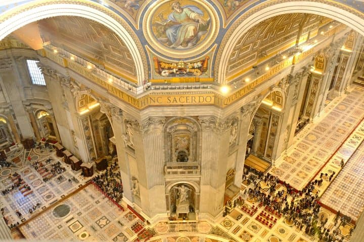 St. Peter's Basilica Skip The Line with Digital Audio Guide