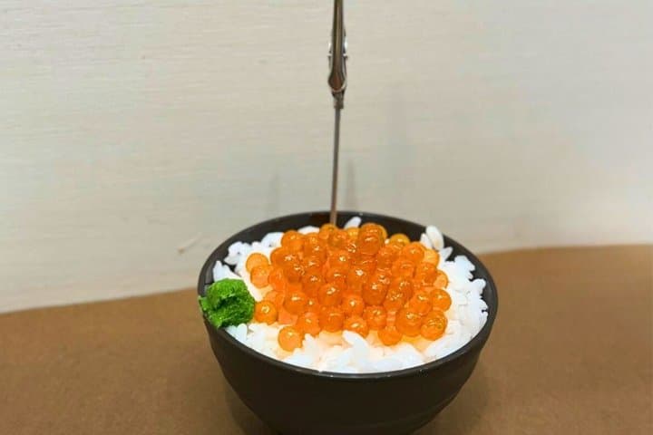 Salmon Roe Bowl Art & Lucky Capsule Toy: Win up to 5,000 JPY!