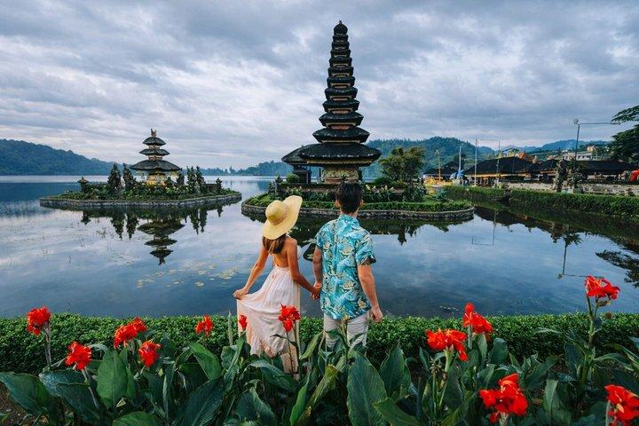 Celukan Bawang Day Tour : North Bali Highlights (All-Inclusive)