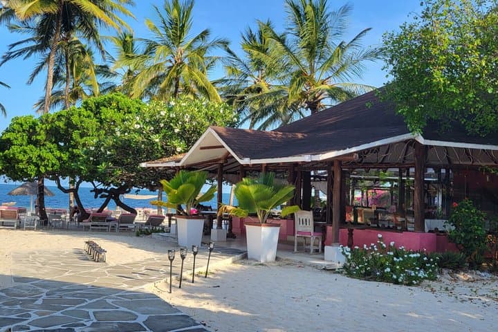 8-Day Private Kenya Safari, Wildlife & Watamu Beach Experience