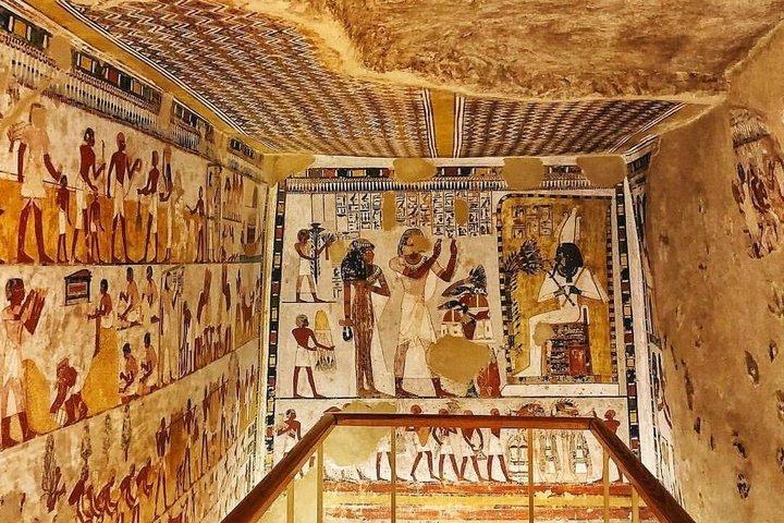 Private Transfer to Queens, Deir Medina, Habu, Nobles & Ramesseum