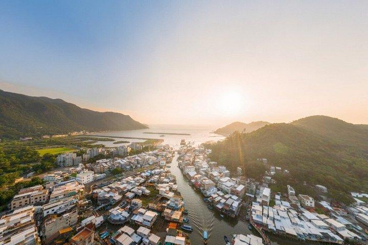 PM Tour: Lantau Tour with Big Buddha, Tai O, Cable Car & more