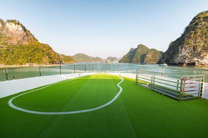 Hanoi: Explore Halong & Lan Ha Bay on Top Luxury Cruises