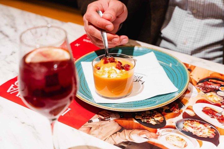 Gourmet Tapas and Wine Tour in Granada