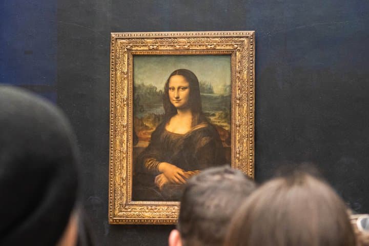 Louvre Museum Guided Tour and Orsay Museum Ticket