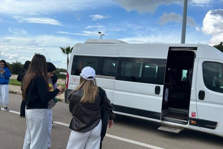 Private Transfers in Fez from the Airport to your Hotel and Vice versa