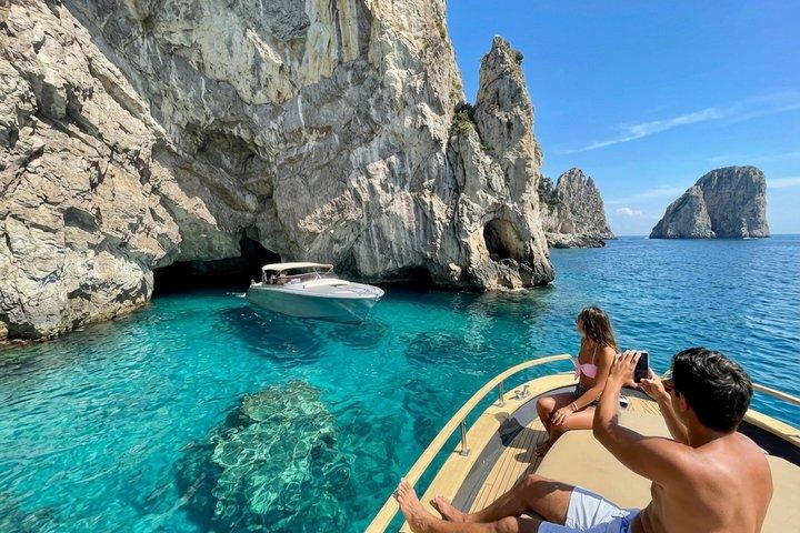 All-Inclusive Capri Boat Tour with City Visit from Positano
