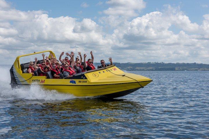 Katoa Jet Boat tour on Lake Rotorua